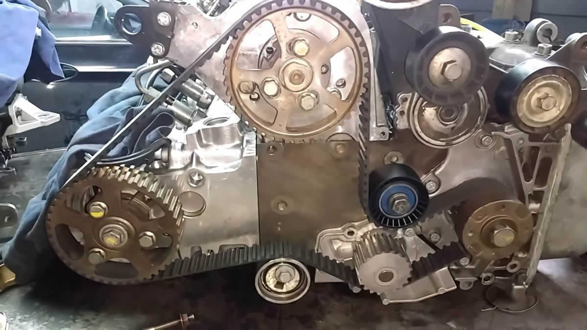 Montaje de motor Citroën y Peugeot